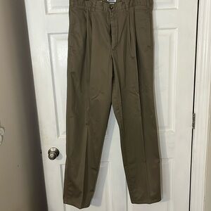 Men’s casual khaki’s